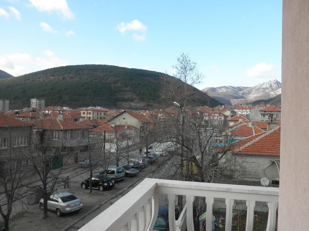 Hotel Atlantic Sliven Εξωτερικό φωτογραφία
