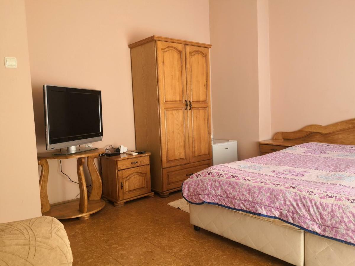 Hotel Atlantic Sliven Εξωτερικό φωτογραφία